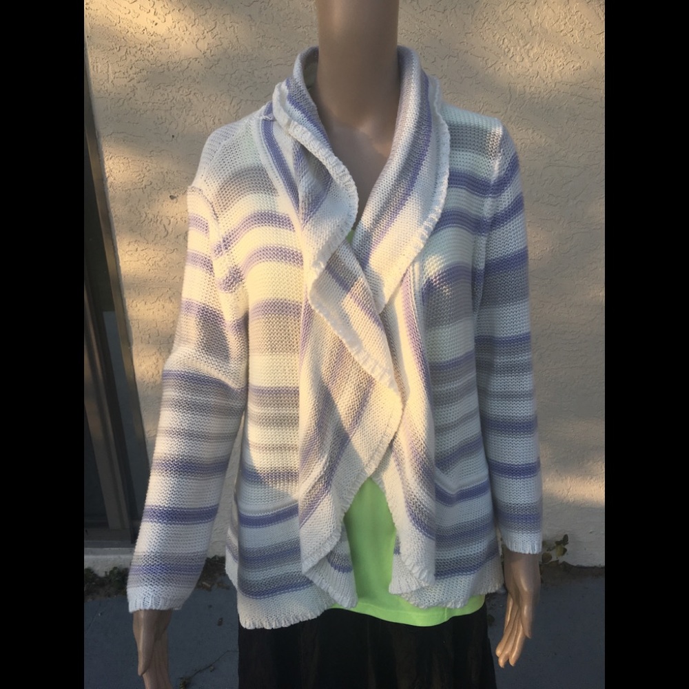 Lark Lane sweater cardigan white lavender